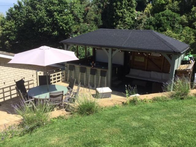 Bens Hollow With Hot Tub Bredon Exterior photo