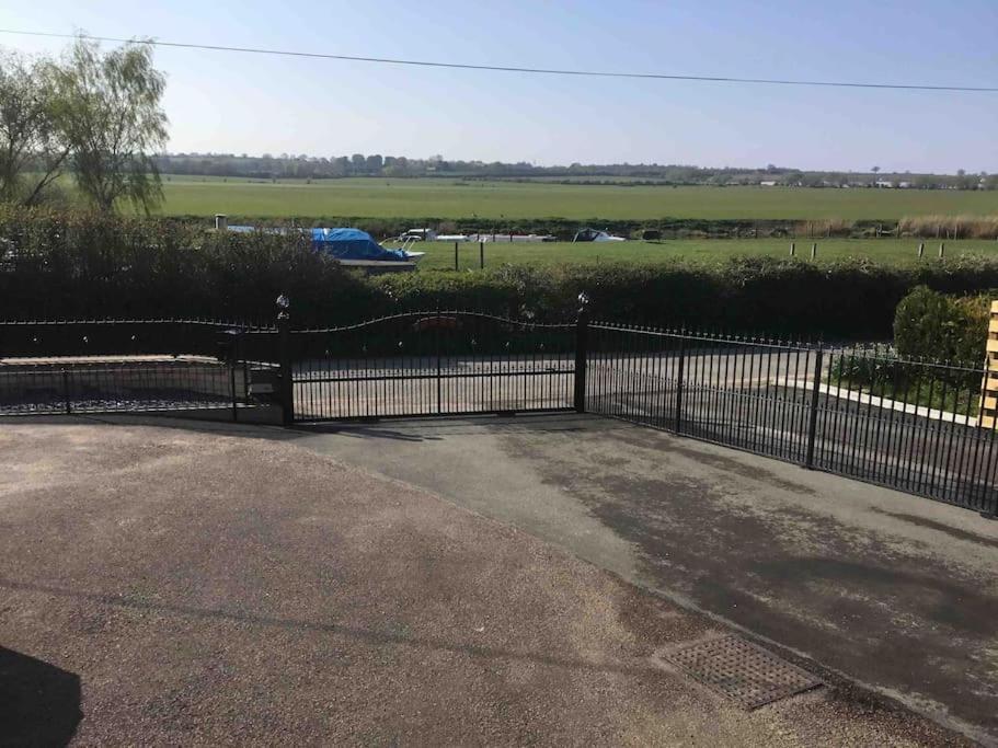 Bens Hollow With Hot Tub Apartment Bredon Exterior photo